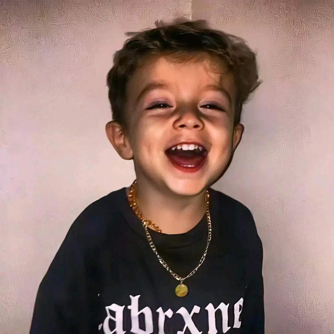 赤峰酒吧T-ONE 总监佳伟