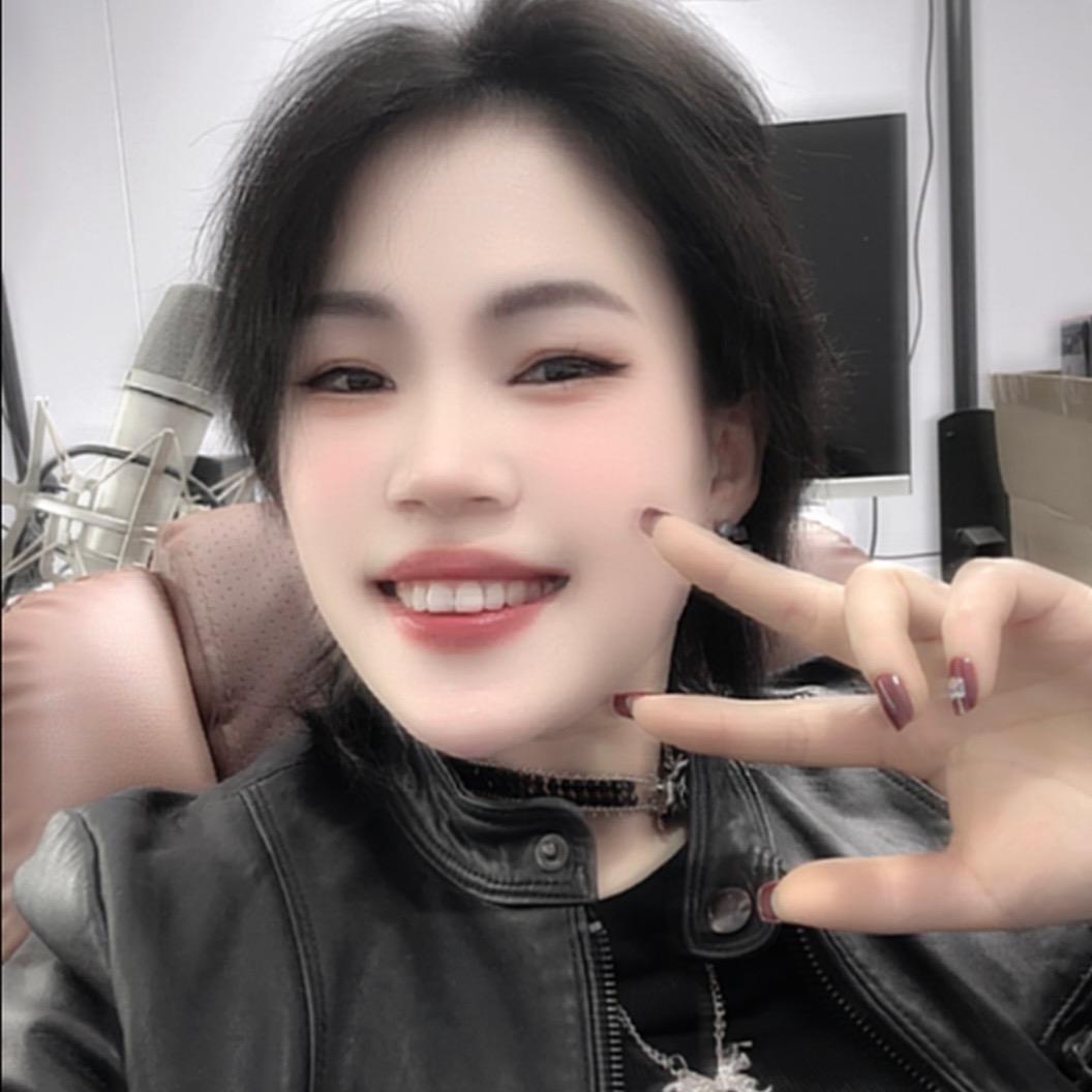 是三三吖