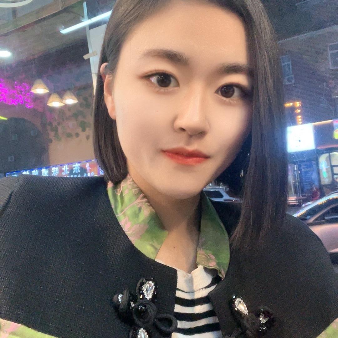 河津生资大楼雪雪鞋业针织批发