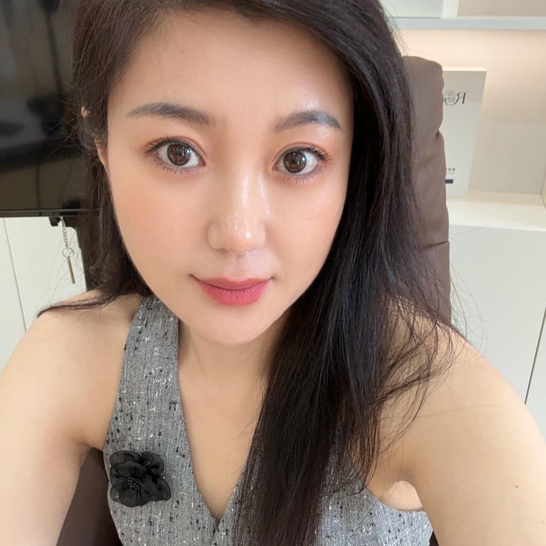 天津白月光女神