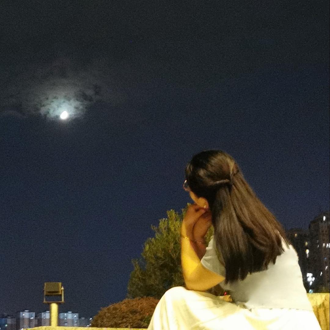 不吃香菜哇