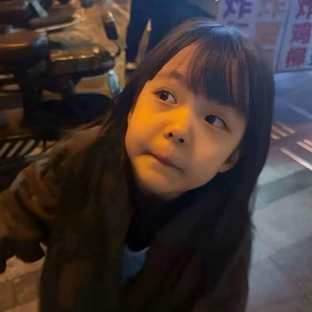 一天八百个人设