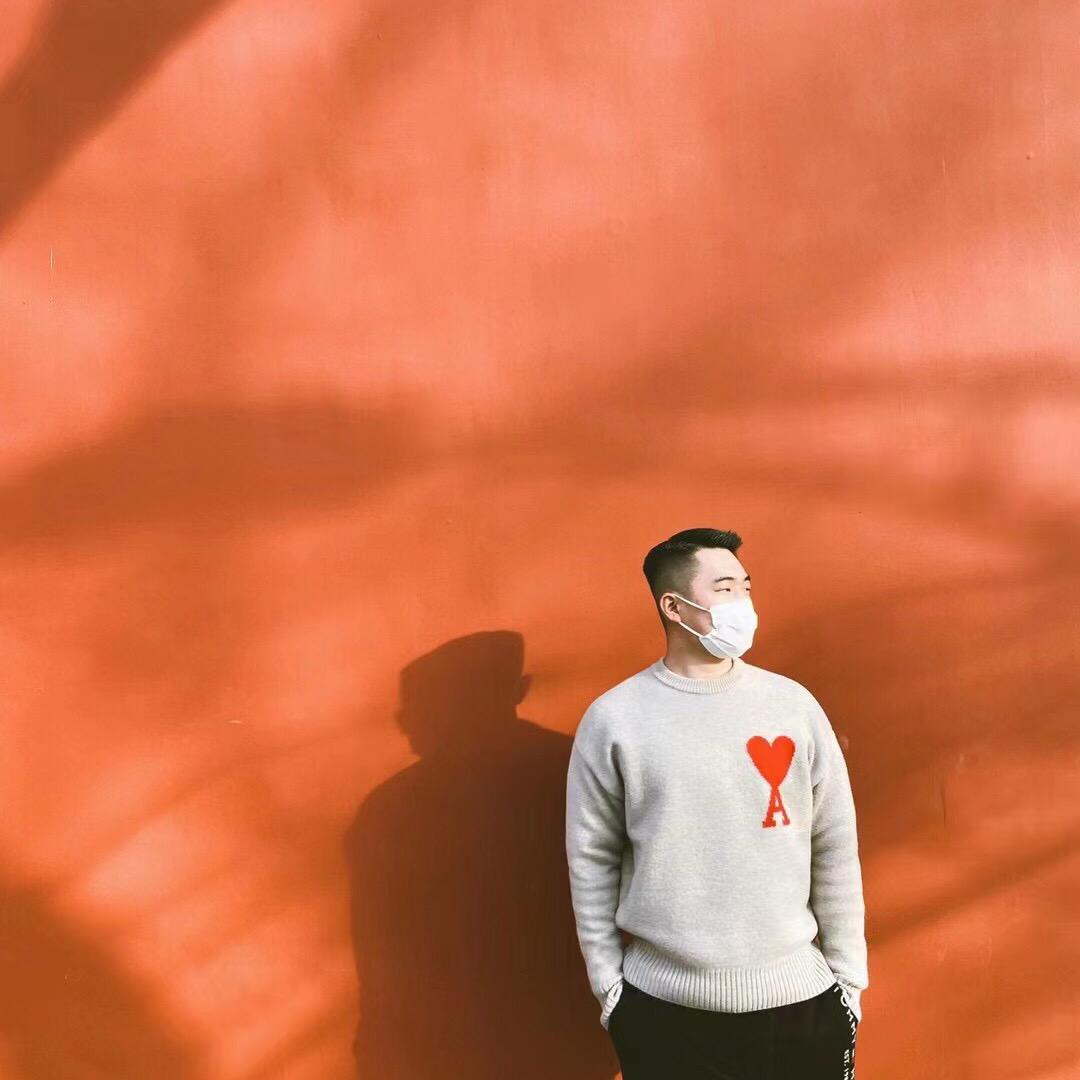 王炜