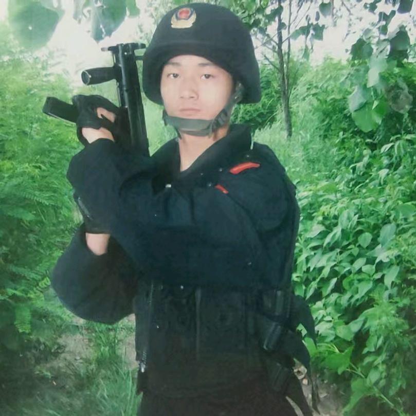 Lσνεএ ⸝ဗီူ⸜⸝ဗီူ⸜⁵²º