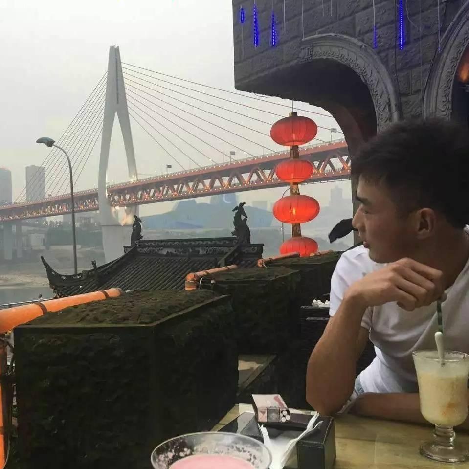 A毛毛小虫