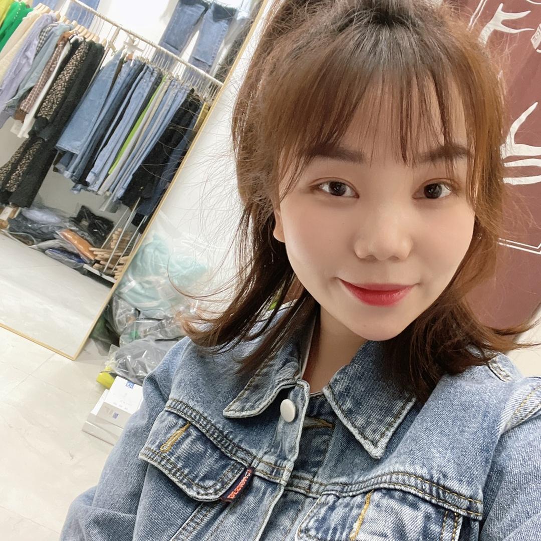 西安纺织城小婧女装实体店（万兴木子衣橱）