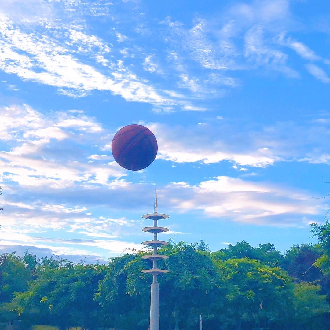 谁～