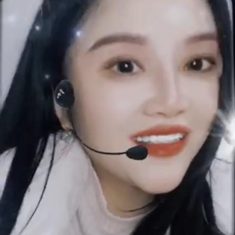 百🌹合