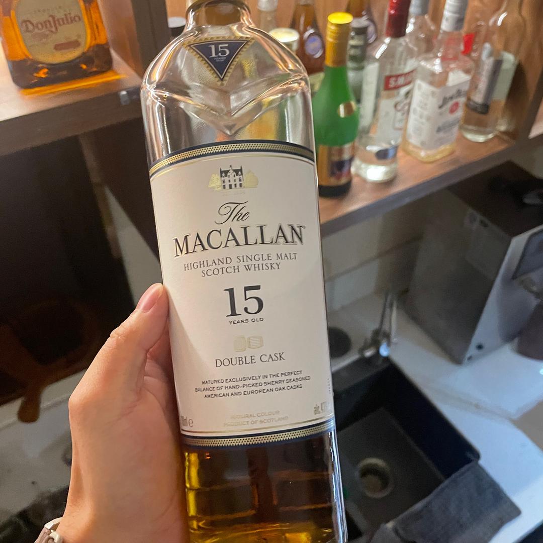 Bodyfit露天花园酒吧 - None