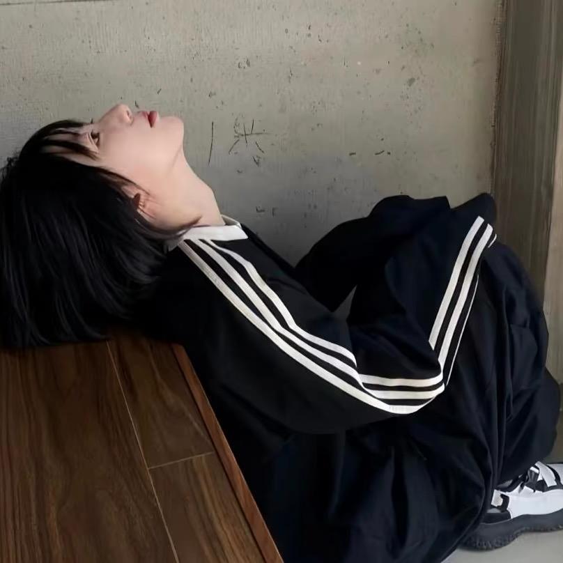 人丑事多