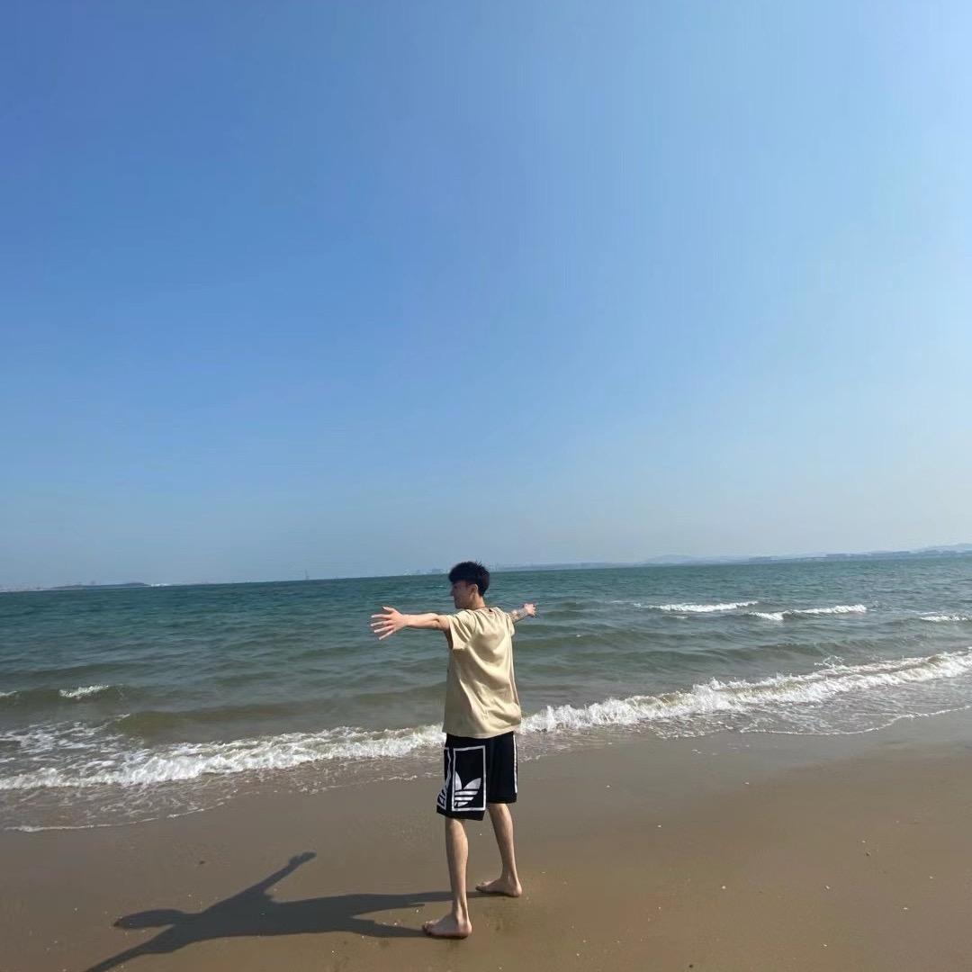 可乐没烦恼🤪
