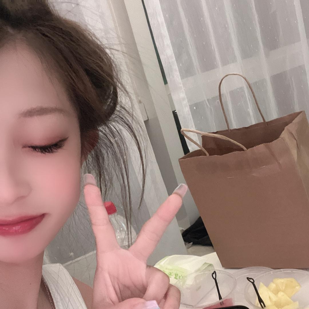 窦佳人🎀