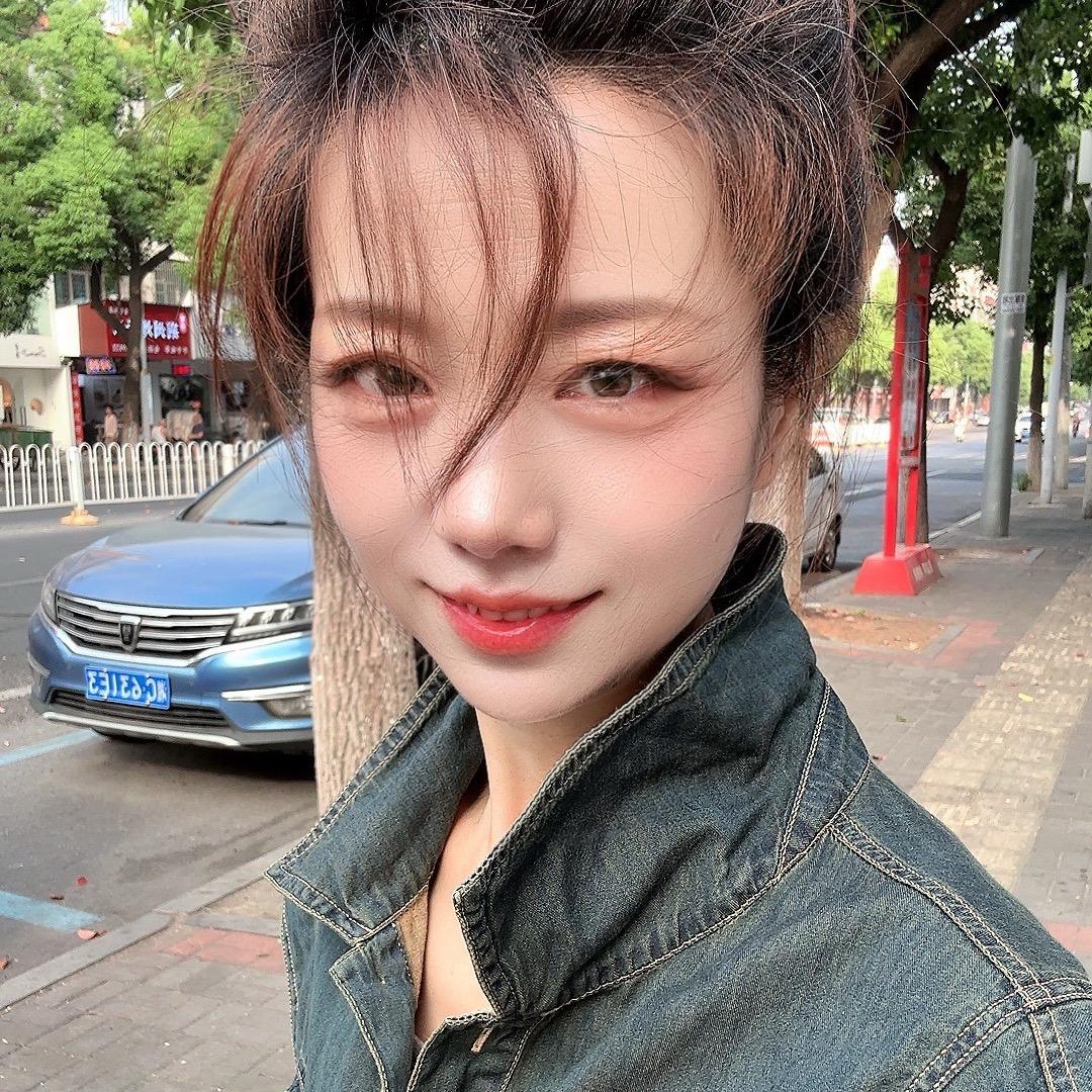 邹红