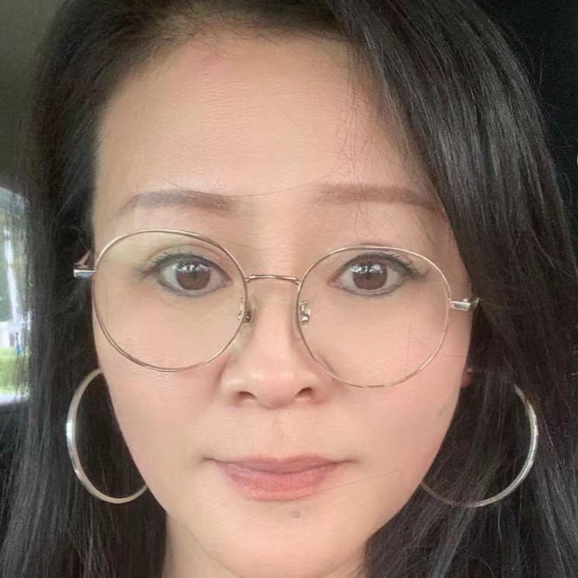 鑫鑫（每晚七点十分开播）