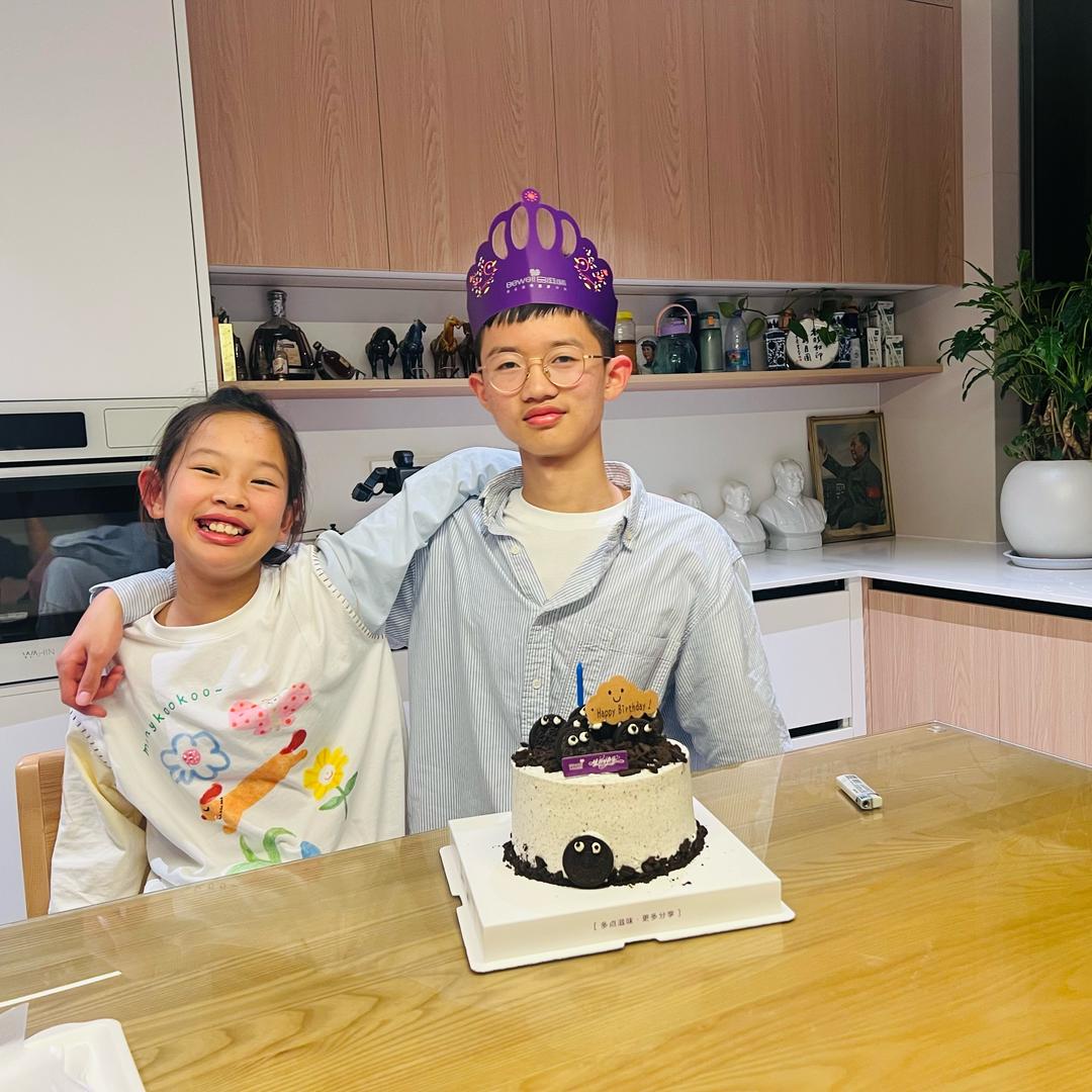 疯子眼里小丑最美