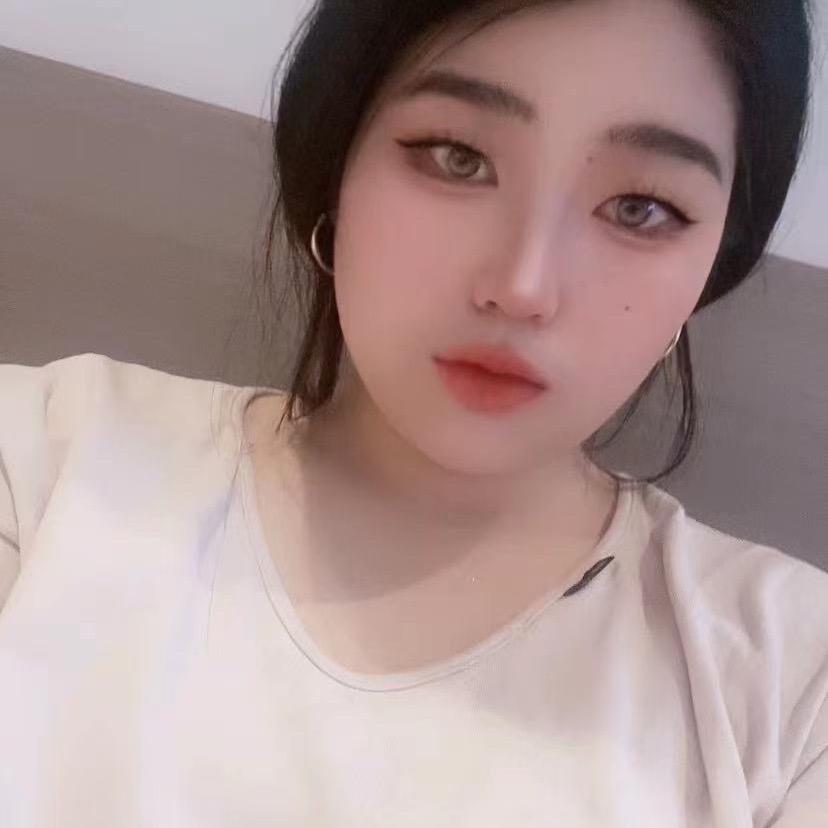 90 后   折扣家电老板娘