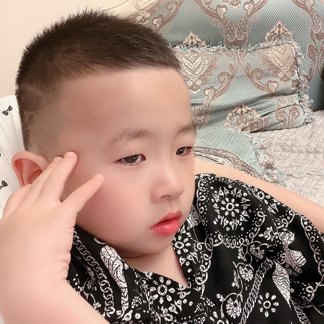 张YY