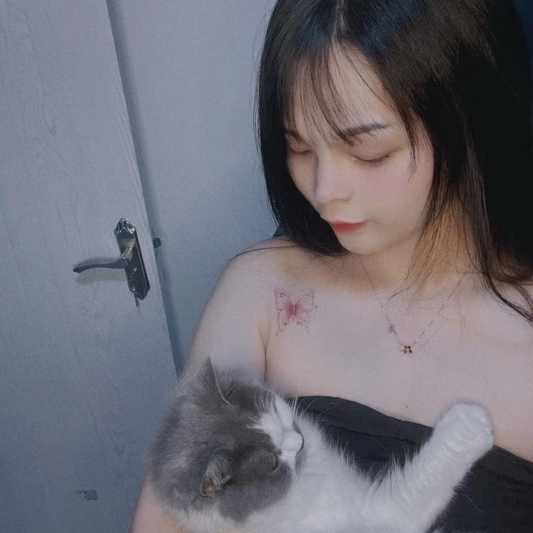 小可爱🌸