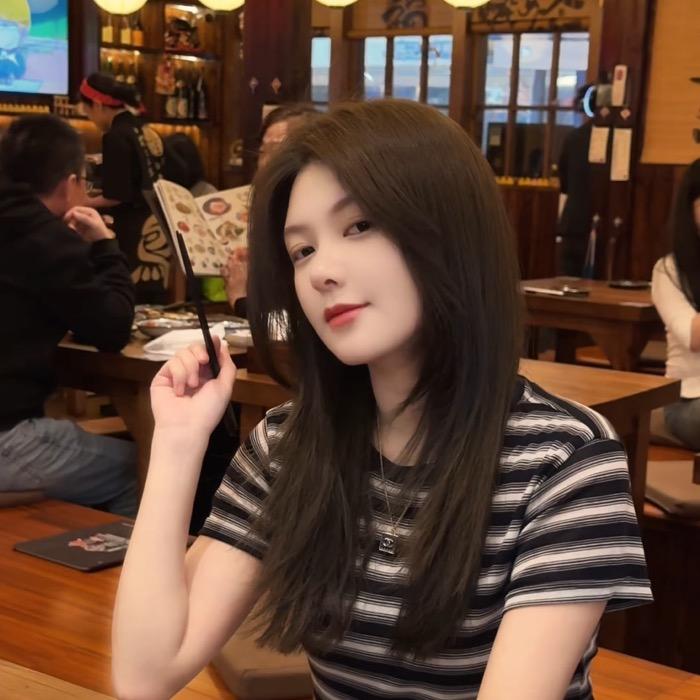 米叨叨-爆款穿搭