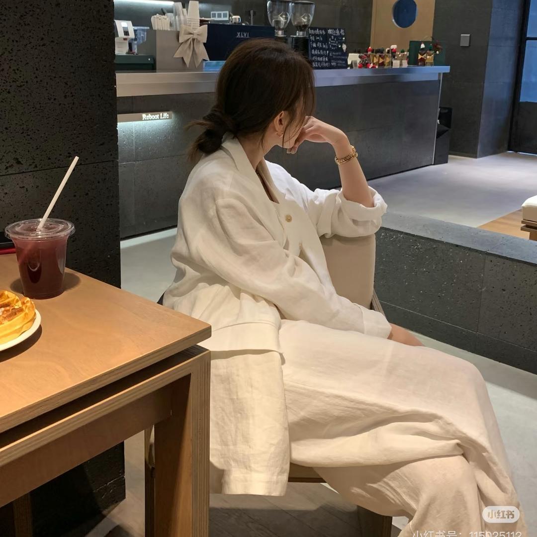 铭艺服装精选工作室