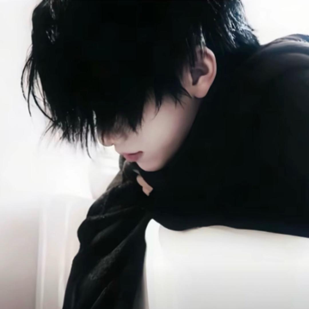 小鱼（🚇逃生）