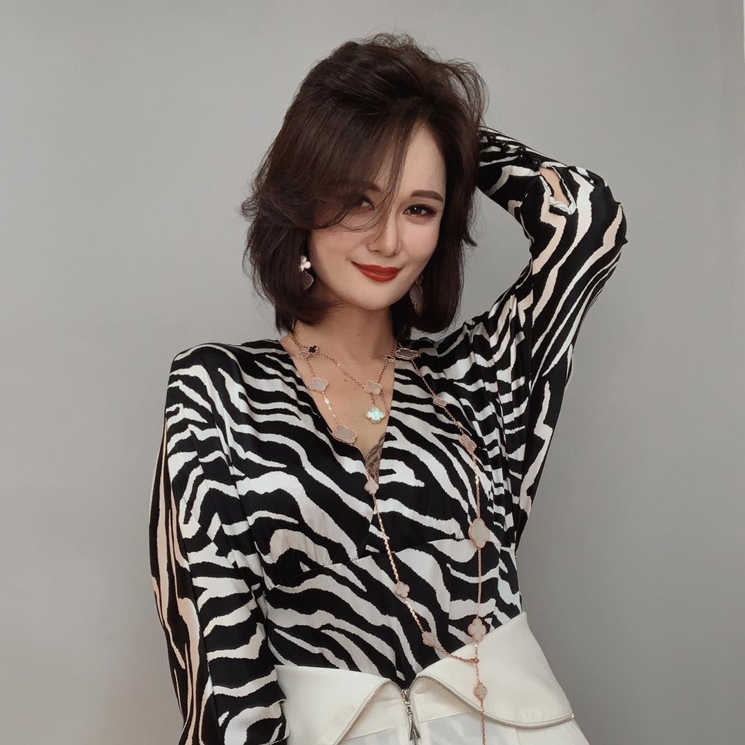 薇儿娜服装店