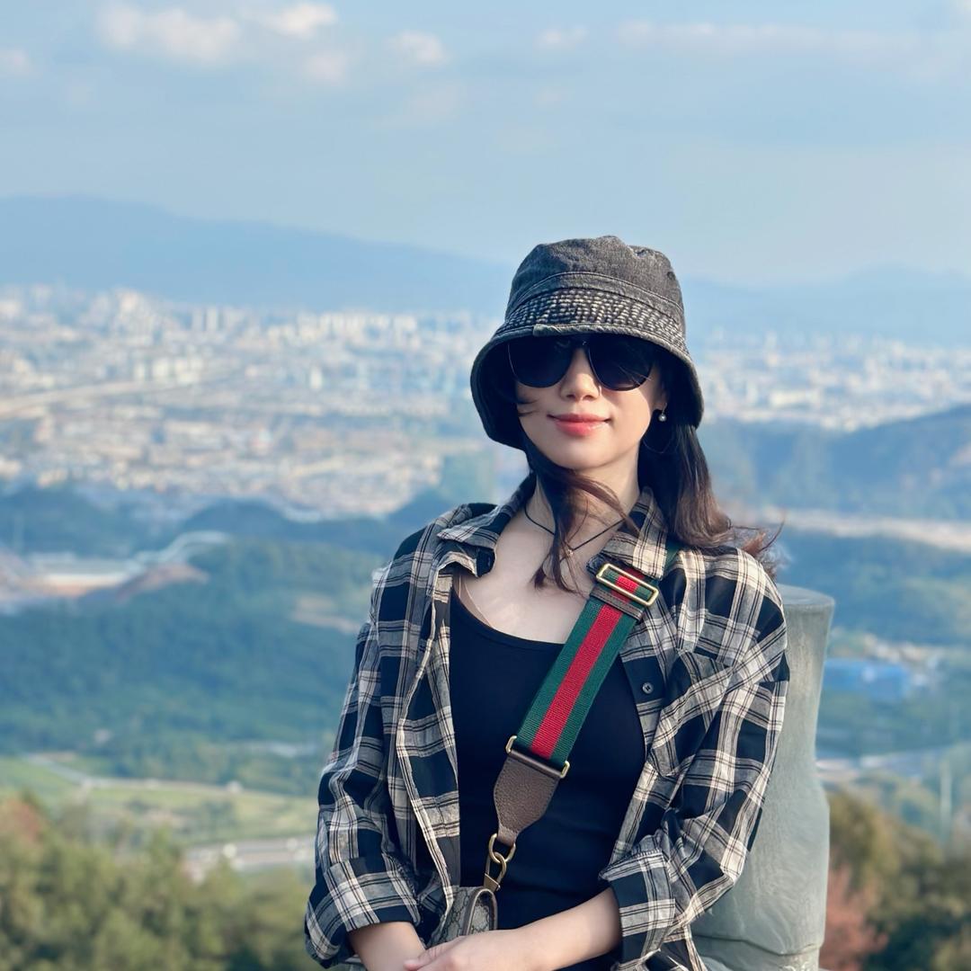 三个孩子的妈妈