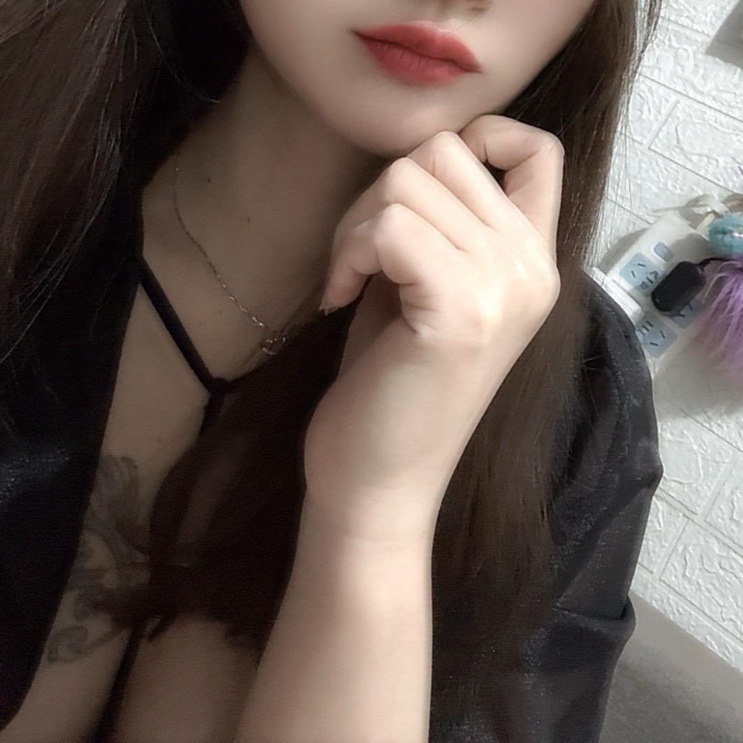 Lyz娅宝