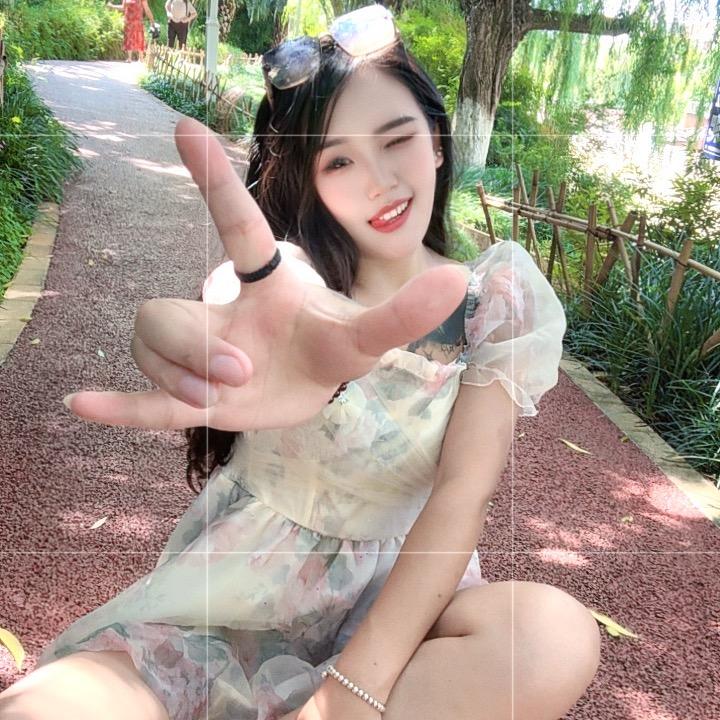 仙宝姑娘《95年单亲妈妈带一女儿》