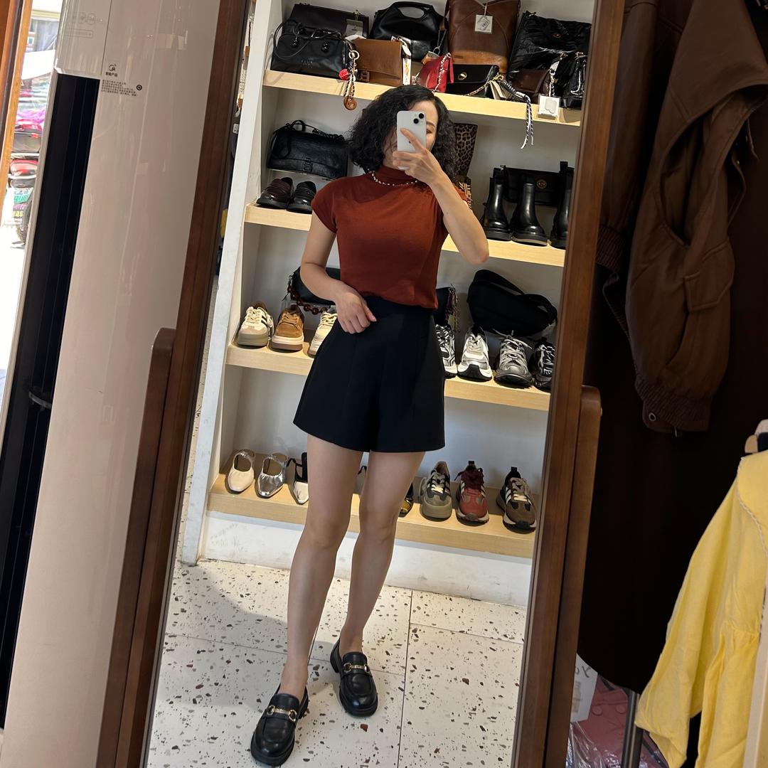 叶叶（连赞拉黑）