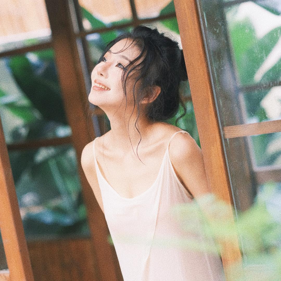 空靈菁菁