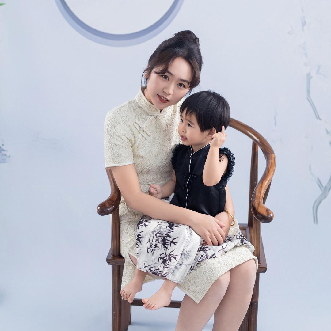 娜娜与小涵