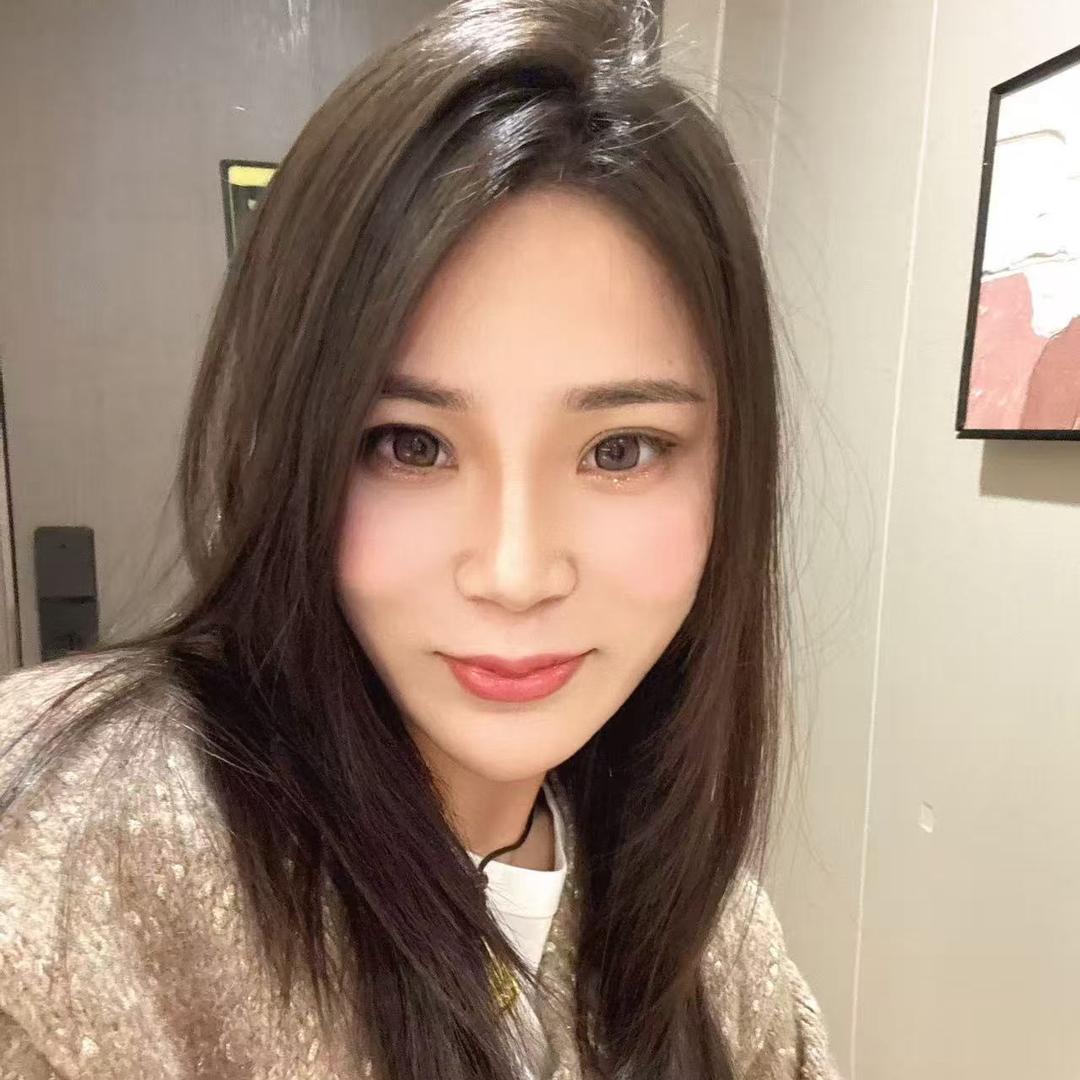 杨柳.