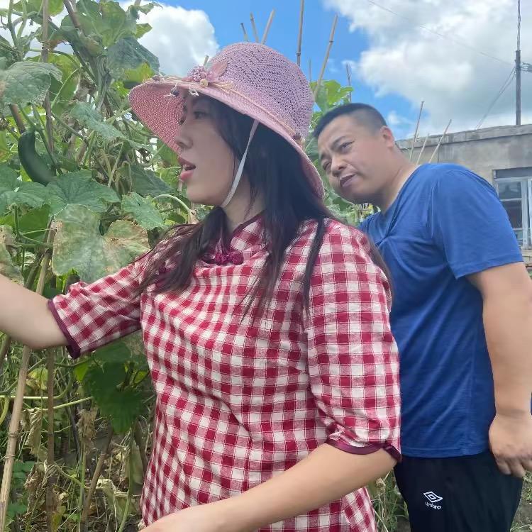 小晶和大山的幸福生活