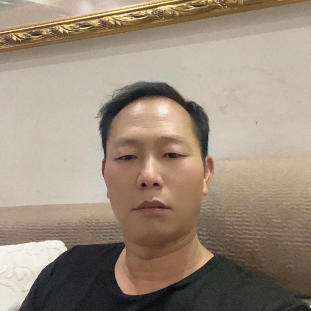 昆明荃聂汽车店