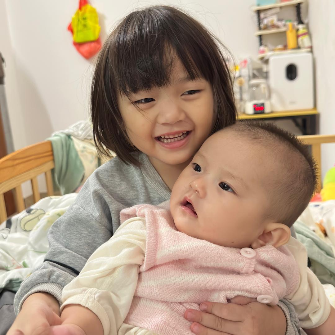 柒柒妹妹（二胎小月龄）