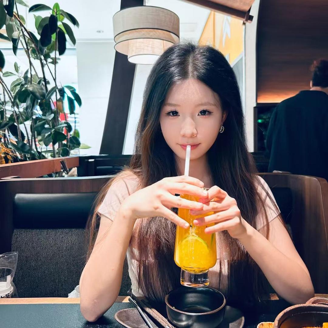 小蛋挞的小跟班^