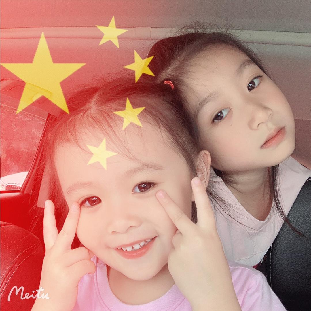 姐妹花的妈咪