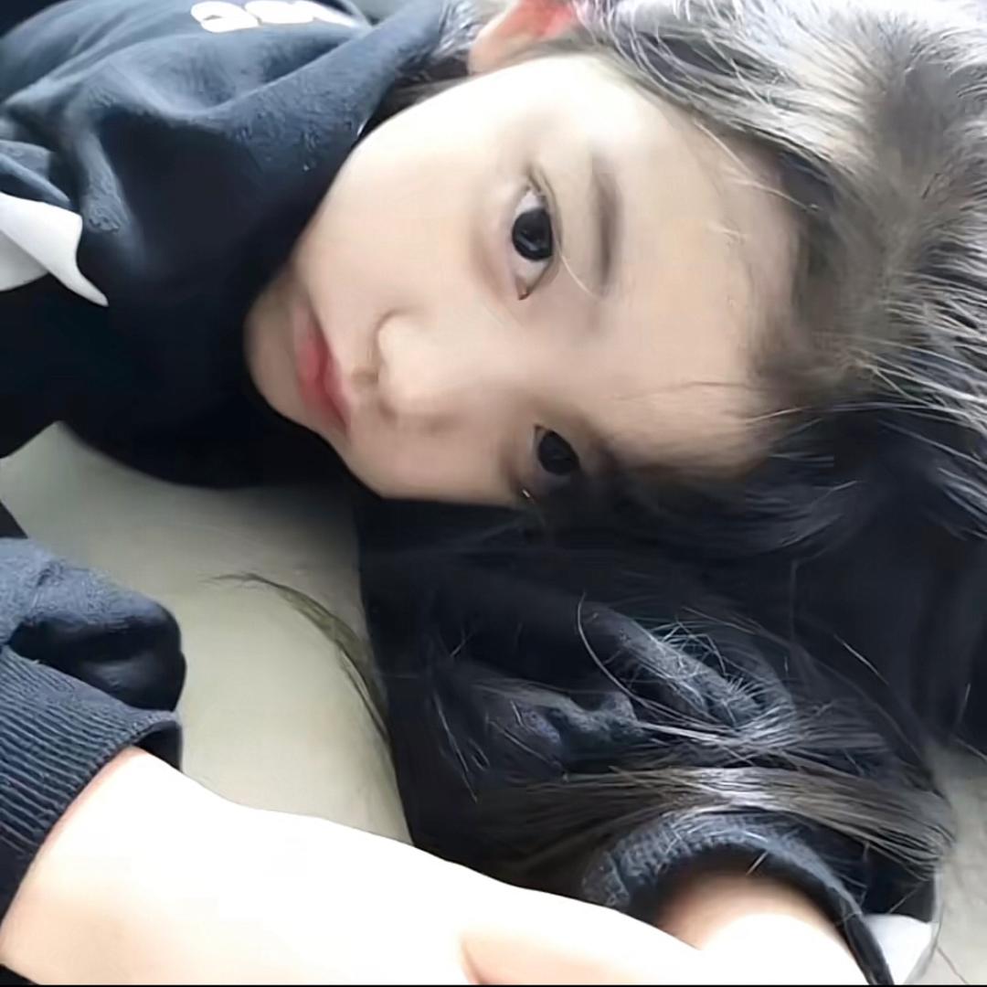杨贝贝.
