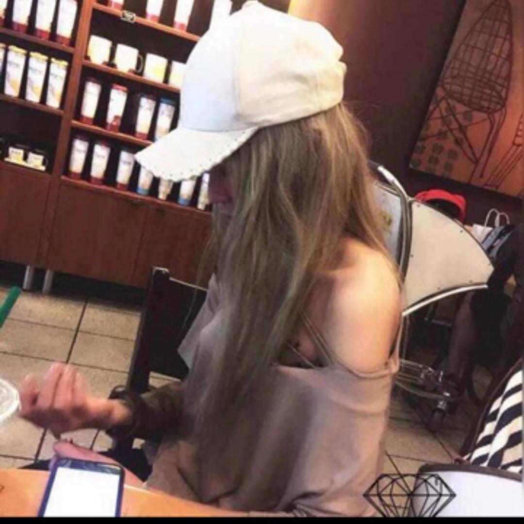 W . 🧸