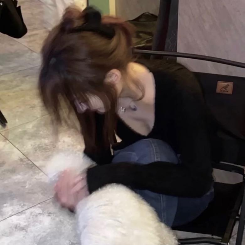 琼琼很乖💕