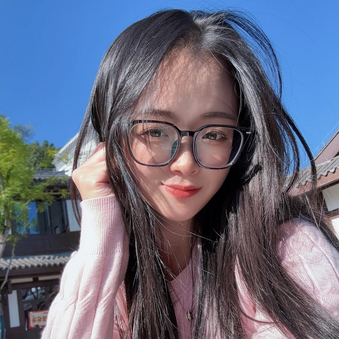 麟妹妹🍷（朋友圈）