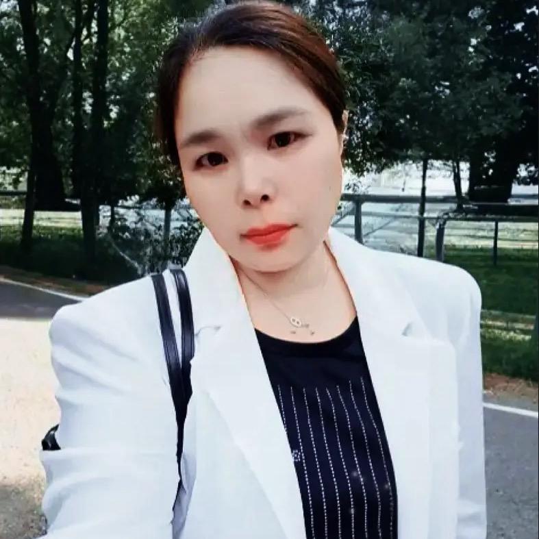 玲姐晚上七点20分开播