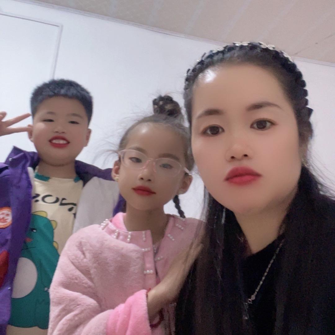 轩妍妈不定时开播