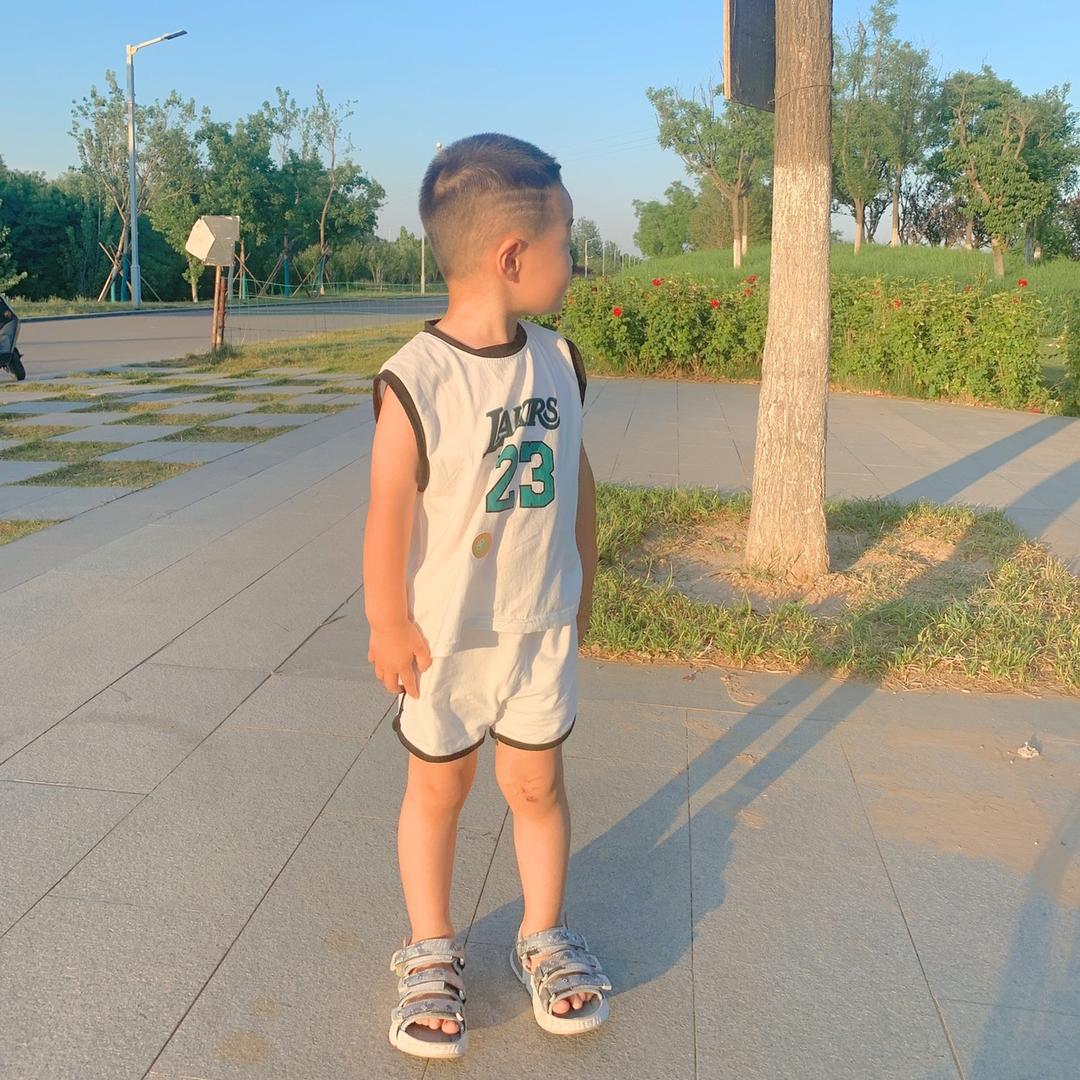 🌸      J.Kong    💓