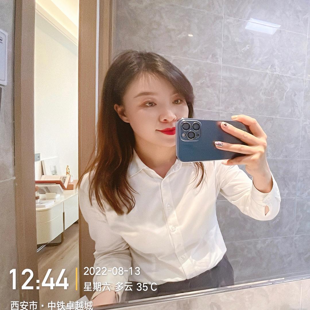微笑滴小杨姐.