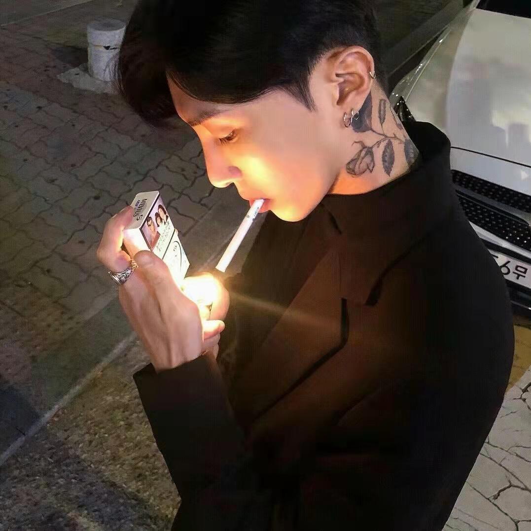 佳亿