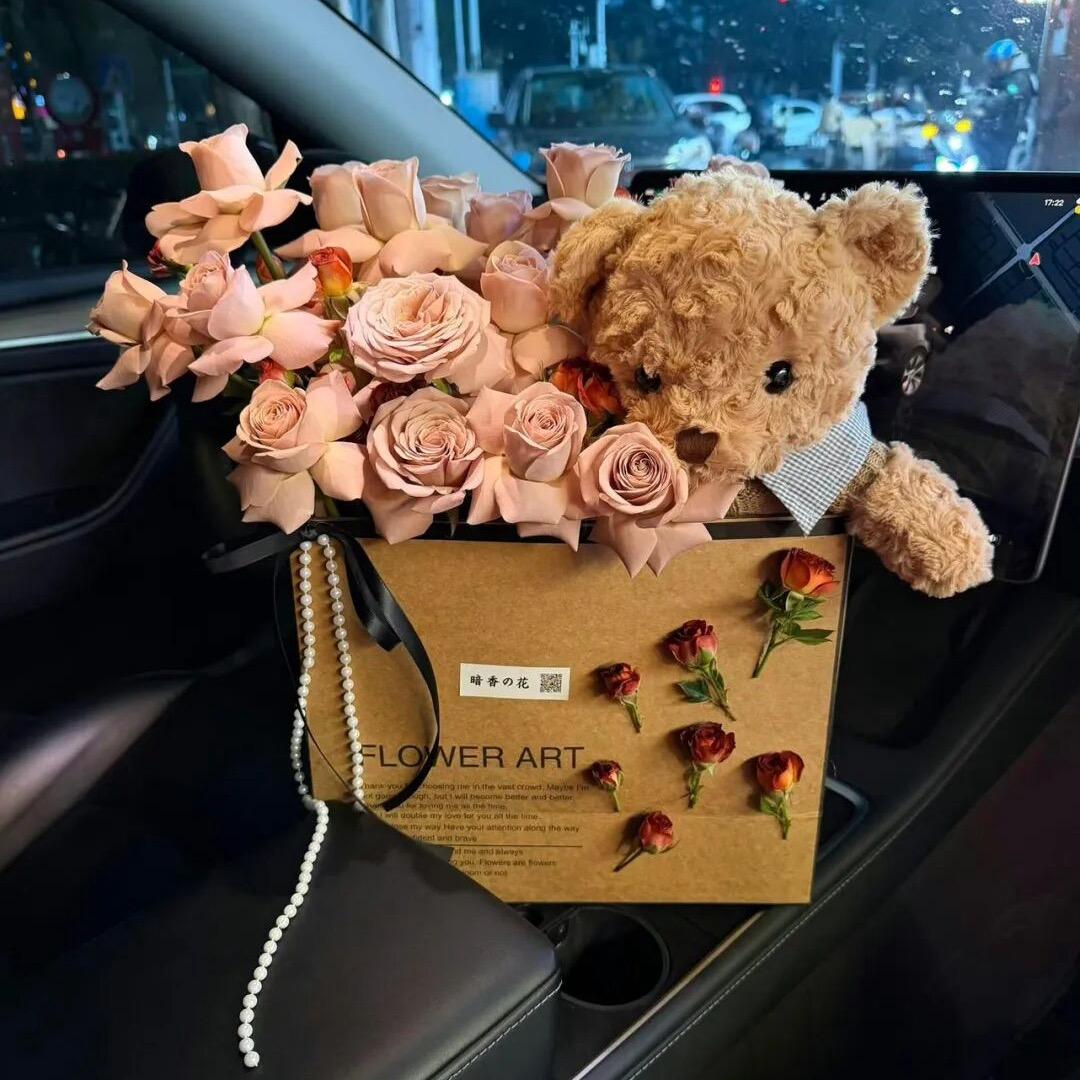 蕾蕾吖~  王喜欢