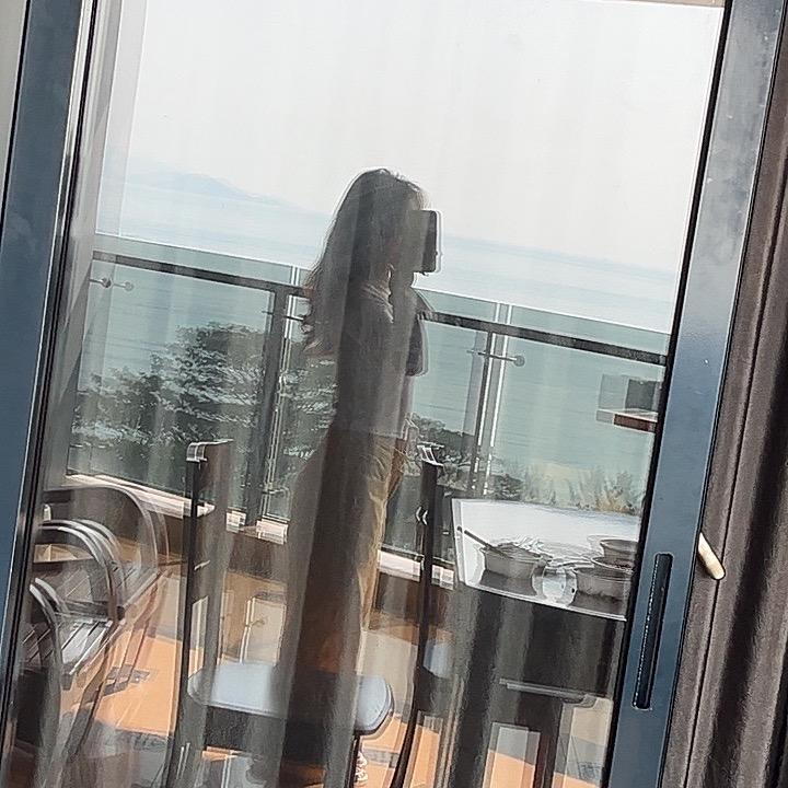 小A