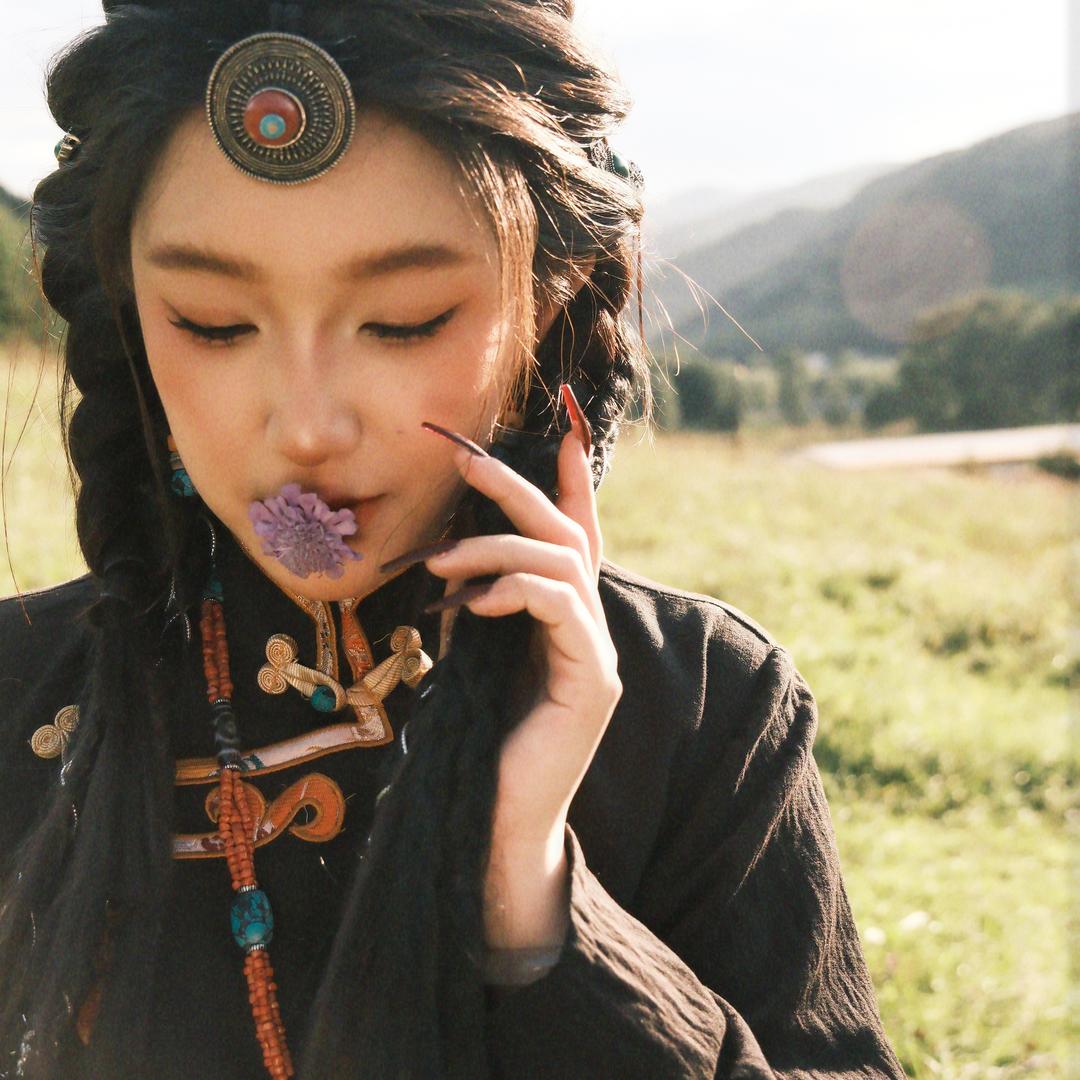 浮雕壁画师小涵